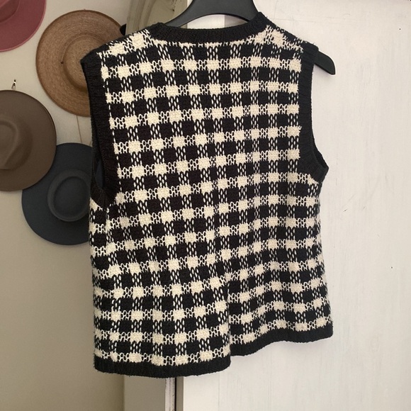 Handcrafted - Picture 4 of 5